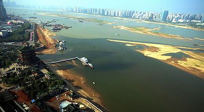 z0c5adc73c4c04200 gan江南昌ハブ（主流）船閘が開通、航行開始　江西省