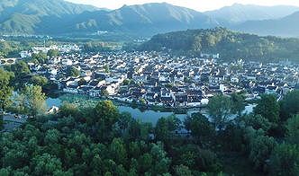 z6af990dc77e67cff 1千年の歴史を誇る黄山市yi県に移り住み若々しい力を注ぎ込む青年たち