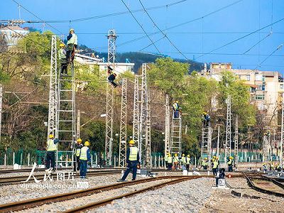 列車内に設けられている「ママと赤ちゃんのための思いやりスペース」 zc8a4a5ab80e7dfb7 列車内に設けられている「ママと赤ちゃんのための思いやりスペース」