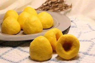 zecf891a007305323 パンダも「月餅」で中秋節をお祝い 中国ジャイアントパンダ保護研究センター