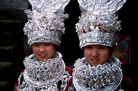 zcaec6a38a910e6f2 貴州省黔東南苗族dong族自治区で各国記者が独自の民俗文化を体験