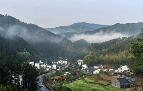 z7f4ab6cb6ac85384 人気スポットとなった陶磁器の古都　江西省景徳鎮市