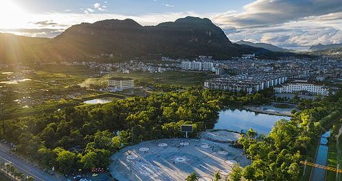 zc1eb550f53281d90 雲南省のアジアゾウがまた「お散歩」　今回は総勢28頭